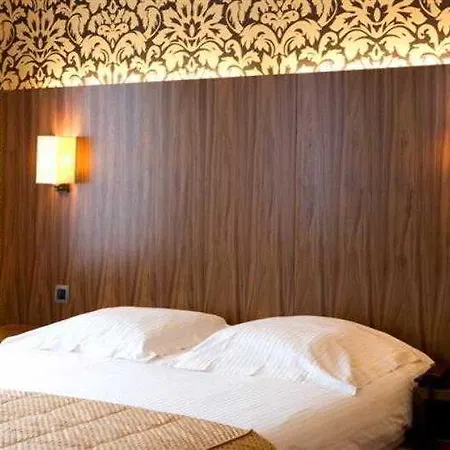 Chamade Hotell