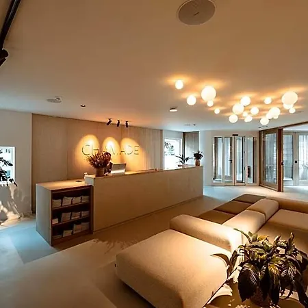 Chamade Hotell
