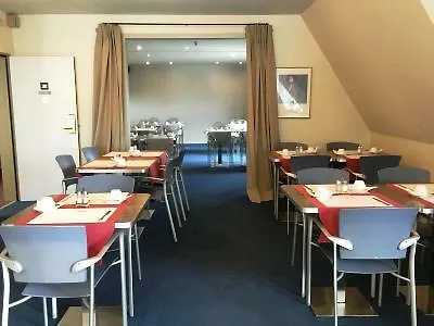 Chamade Готель